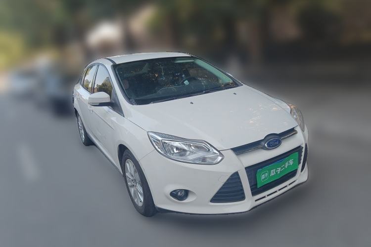 Used Ford Focus 2012 Sedan 1.6L Automatic Comfort Model Front Right 45 Deg