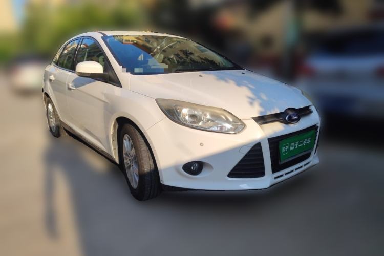 Used Ford Focus 2012 Sedan 1.6L Automatic Comfort Model Front Right 45 Deg