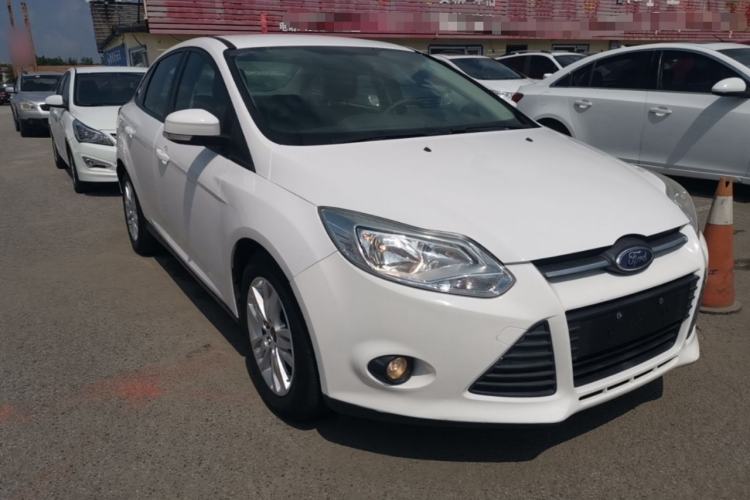 Used Ford Focus 2012 Sedan 1.6L Automatic Comfort Model Front Right 45 Deg