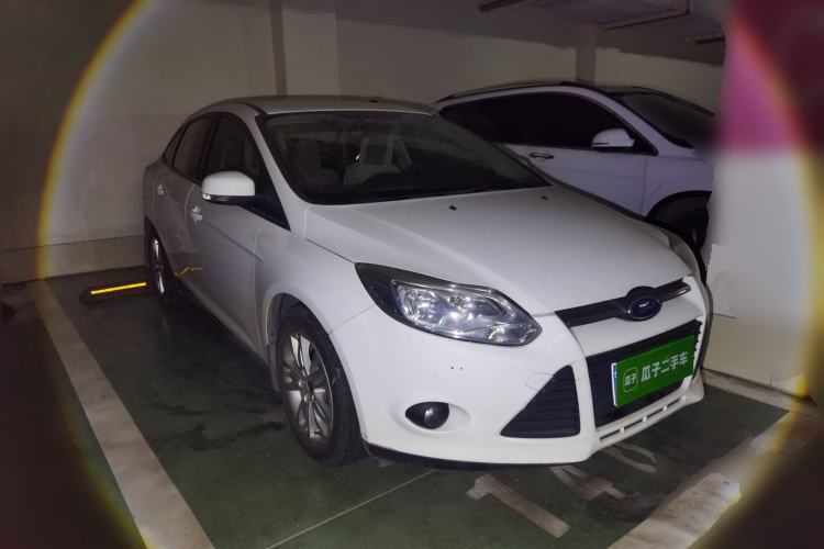 Used Ford Focus 2012 Sedan 1.6L Automatic Comfort Model Front Right 45 Deg