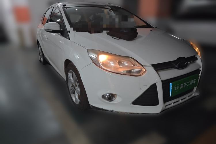 Used Ford Focus 2012 Hatchback 1.6L Automatic Fashion Edition Front Right 45 Deg
