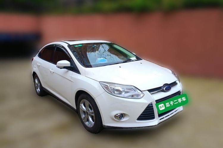 Used Ford Focus 2012 Sedan 1.6L Automatic Fashion Edition Front Right 45 Deg