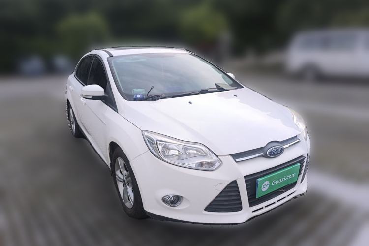 Used Ford Focus 2012 Sedan 1.6L Automatic Fashion Edition Front Right 45 Deg