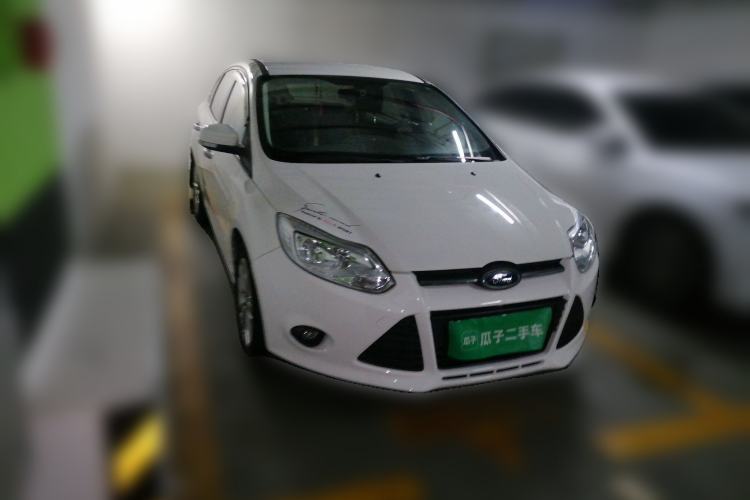 Used Ford Focus 2012 Sedan 1.6L Automatic Comfort Model Front Right 45 Deg
