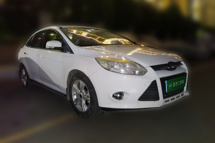 Used Ford Focus 2012 Sedan 1.6L Automatic Fashion Edition Front Right 45 Deg