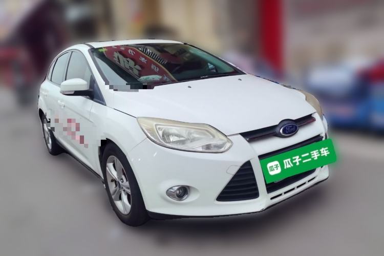Used Ford Focus 2012 Hatchback 1.6L Automatic Fashion Edition Front Right 45 Deg