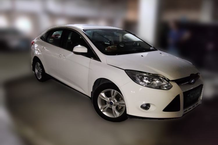 Used Ford Focus 2012 Sedan 1.6L Automatic Fashion Edition Front Right 45 Deg