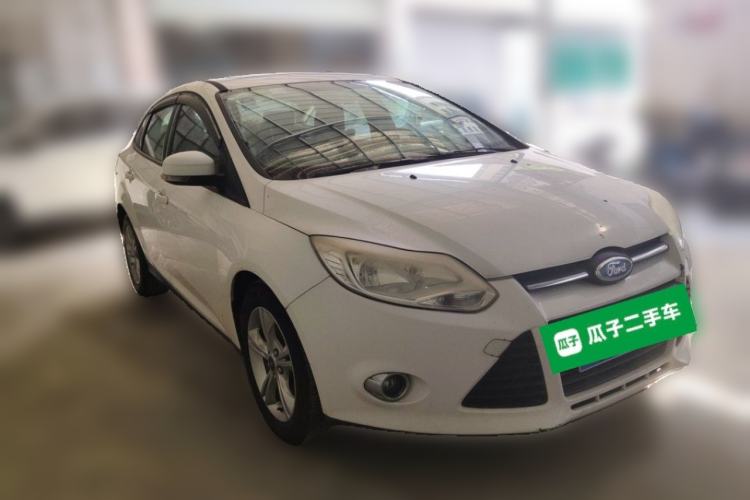 Used Ford Focus 2012 Sedan 1.6L Automatic Fashion Edition Front Right 45 Deg