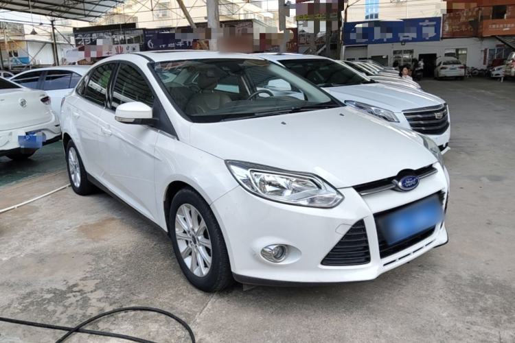 Used Ford Focus 2012 Sedan 2.0L Automatic Flagship Model Front Right 45 Deg