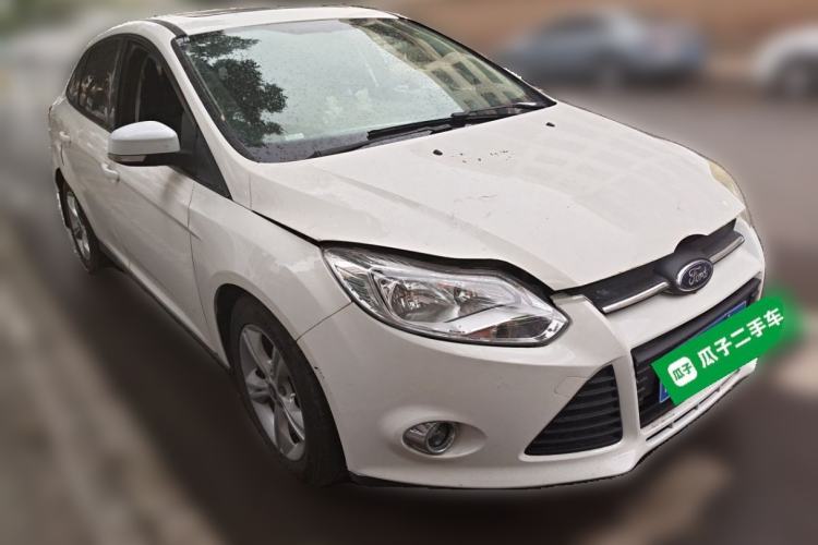 Used Ford Focus 2012 Sedan 1.6L Automatic Fashion Edition Front Right 45 Deg