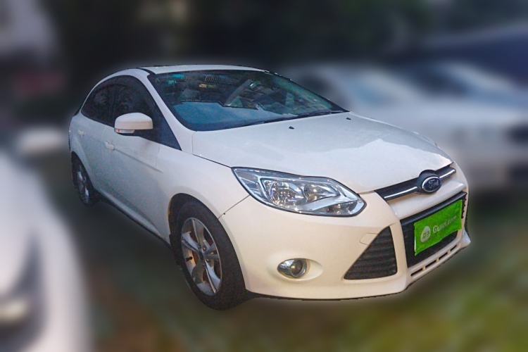 Used Ford Focus 2012 Sedan 1.6L Manual Fashion Edition Front Right 45 Deg