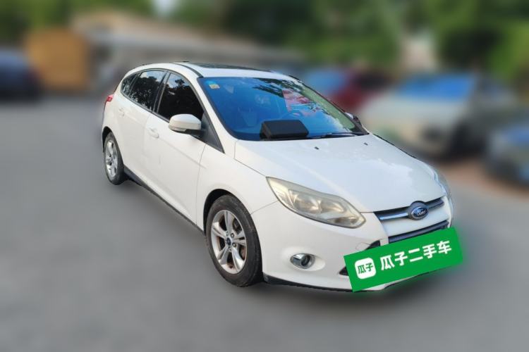 Used Ford Focus 2012 Hatchback 1.6L Automatic Fashion Edition Front Right 45 Deg