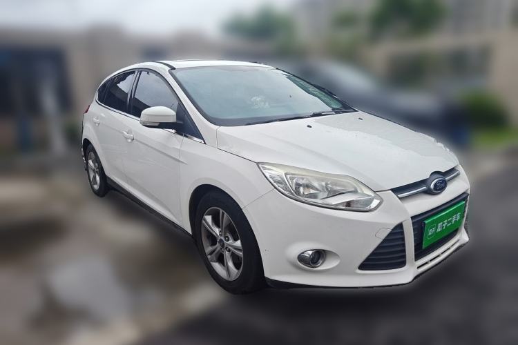 Used Ford Focus 2012 Hatchback 1.6L Automatic Fashion Edition Front Right 45 Deg