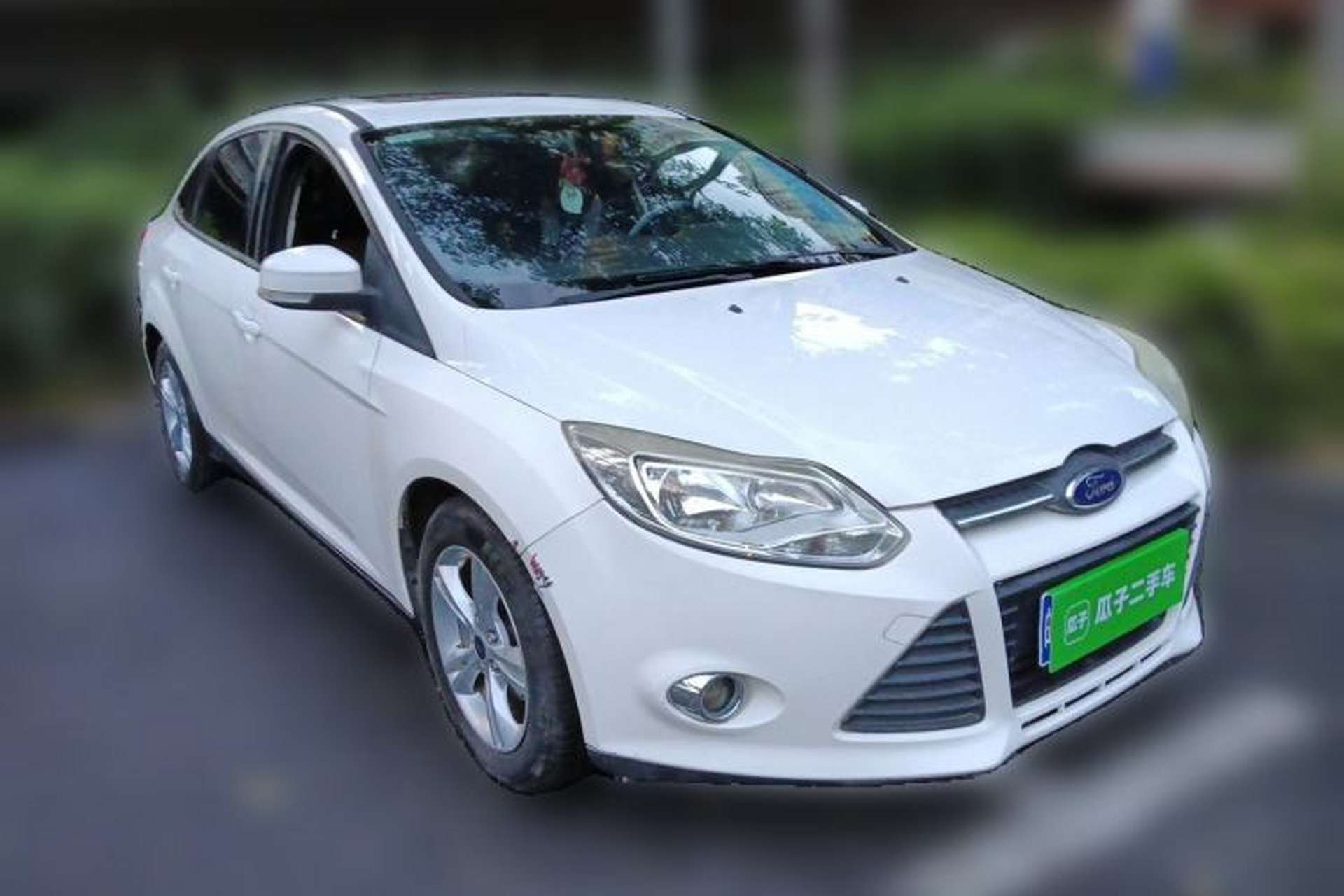 Used Ford Focus 2012 Sedan 1.6L Automatic Fashion Edition Front Right 45 Deg