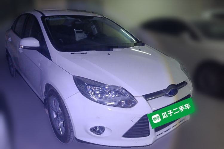Used Ford Focus 2012 Sedan 1.6L Automatic Fashion Edition Front Right 45 Deg