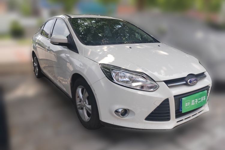 Used Ford Focus 2012 Sedan 1.6L Automatic Fashion Edition Front Right 45 Deg
