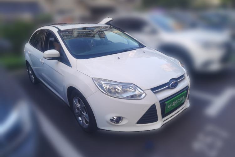 Used Ford Focus 2012 Sedan 1.6L Automatic Fashion Edition Front Right 45 Deg