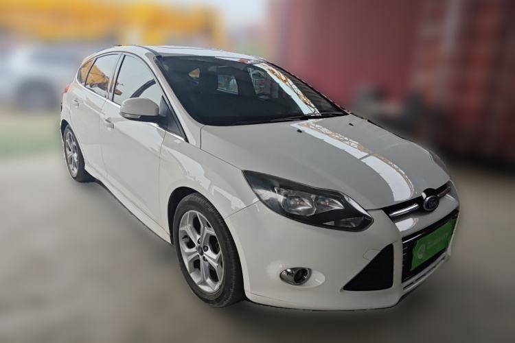 Used Ford Focus 2012 Hatchback 2.0L Automatic Luxury Sport Model Front Right 45 Deg