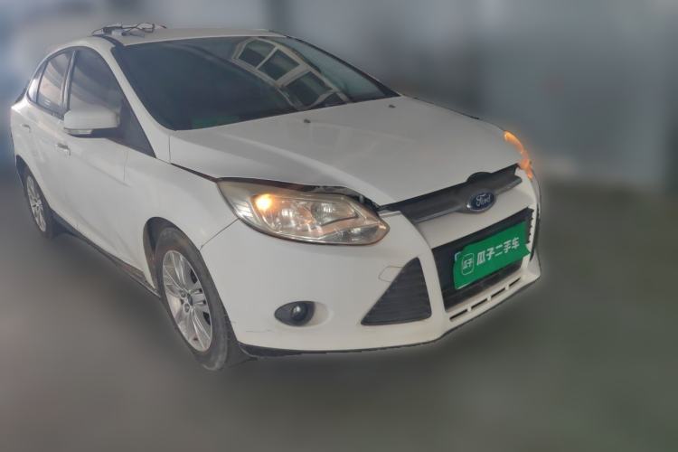 Used Ford Focus 2012 Sedan 1.6L Automatic Comfort Model Front Right 45 Deg