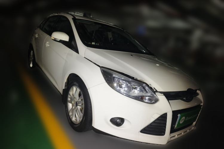 Used Ford Focus 2012 Hatchback 1.6L Manual Comfort Model Front Right 45 Deg