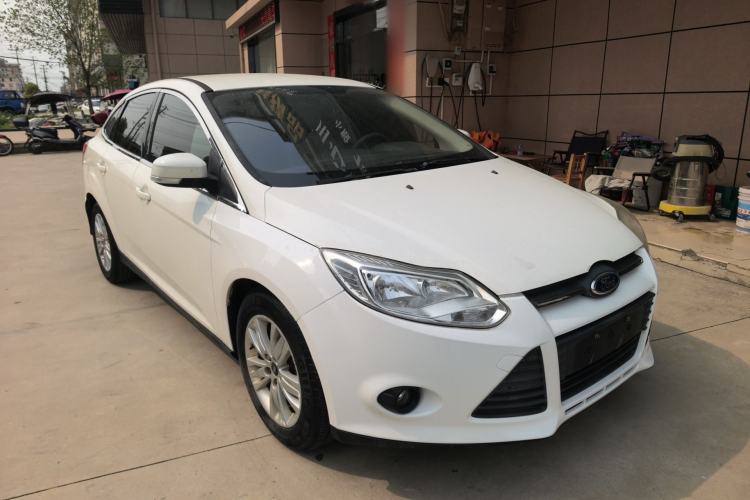 Used Ford Focus 2012 Sedan 1.6L Automatic Comfort Model Front Right 45 Deg