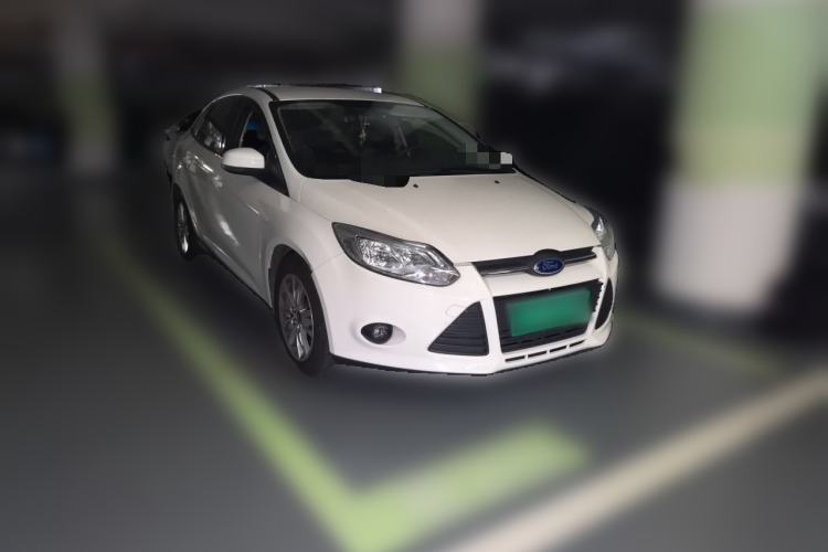 Used Ford Focus 2012 Sedan 1.6L Automatic Comfort Model Front Right 45 Deg
