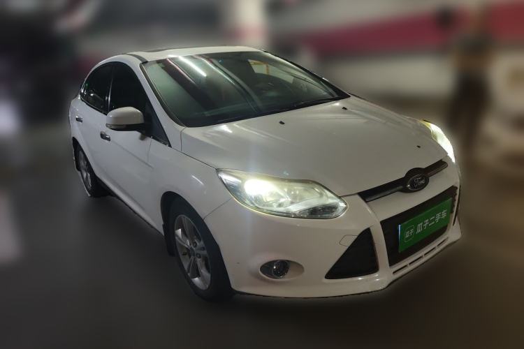 Used Ford Focus 2012 Sedan 1.6L Automatic Fashion Edition Front Right 45 Deg