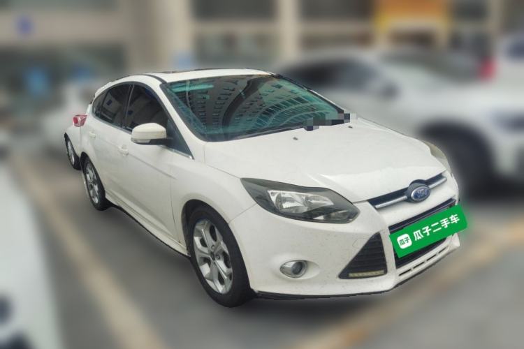 Used Ford Focus 2012 Hatchback 2.0L Manual Luxury Sport Model Front Right 45 Deg
