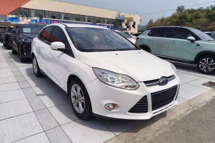 Used Ford Focus 2012 Sedan 1.6L Automatic Fashion Edition Front Right 45 Deg
