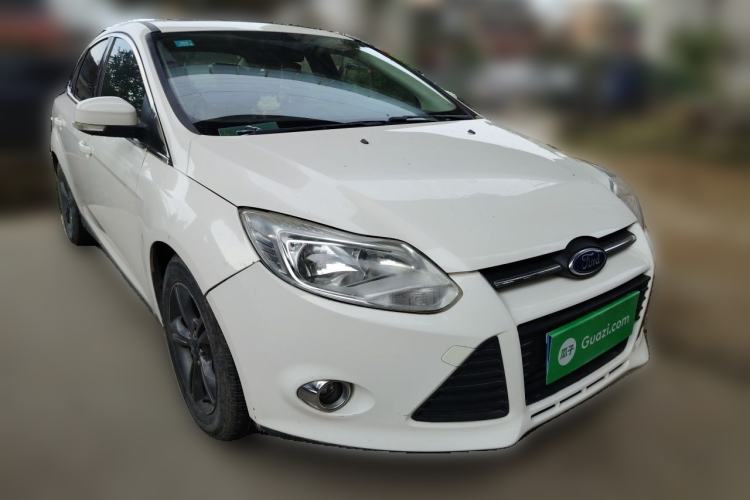 Used Ford Focus 2012 Sedan 1.6L Automatic Fashion Edition Front Right 45 Deg