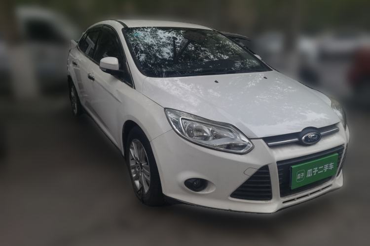 Used Ford Focus 2012 Sedan 1.6L Manual Comfort Model Front Right 45 Deg