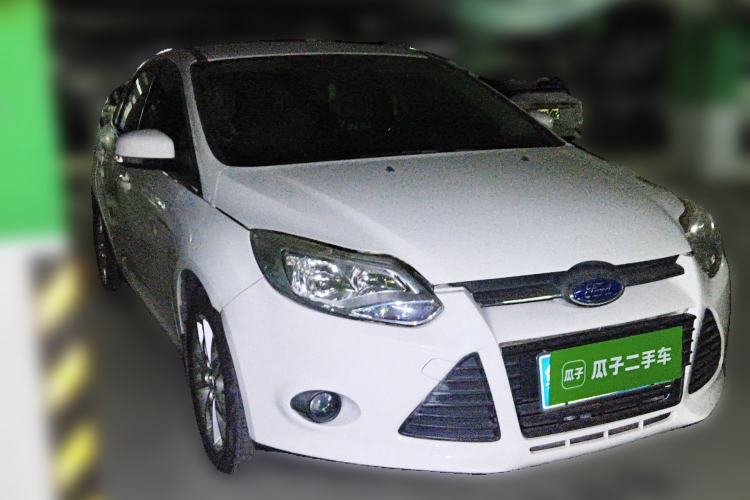 Used Ford Focus 2012 Sedan 1.6L Manual Comfort Model Front Right 45 Deg