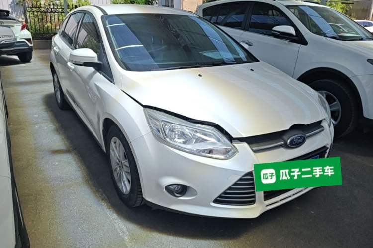 Used Ford Focus 2012 Hatchback 1.6L Automatic Comfort Model Front Right 45 Deg