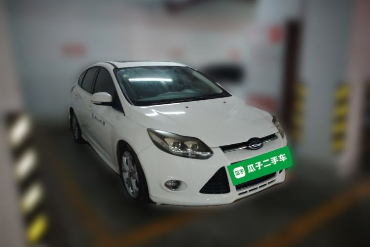 Used Ford Focus 2012 Hatchback 2.0L Automatic Luxury Sport Model Front Right 45 Deg