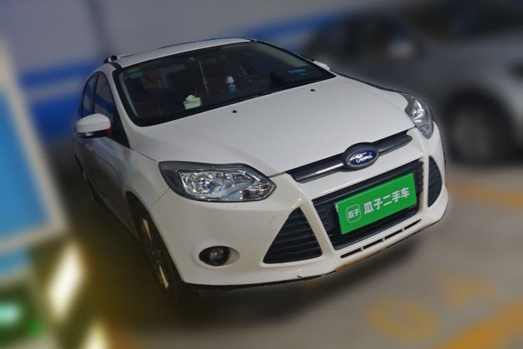 Used Ford Focus 2012 Sedan 1.6L Manual Comfort Model Front Right 45 Deg