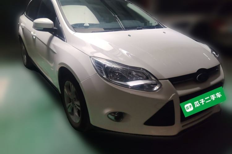 Used Ford Focus 2012 Sedan 1.6L Automatic Fashion Edition Front Right 45 Deg