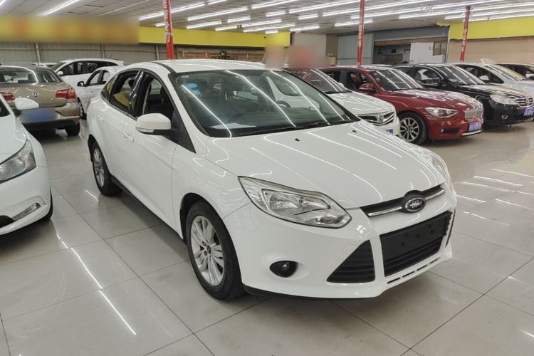 Used Ford Focus 2012 Sedan 1.6L Manual Comfort Model Front Right 45 Deg