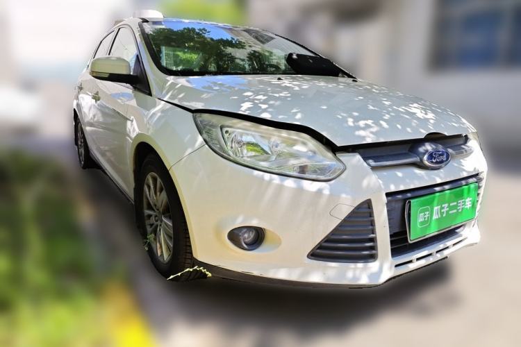 Used Ford Focus 2012 Sedan 1.6L Automatic Comfort Model Front Right 45 Deg