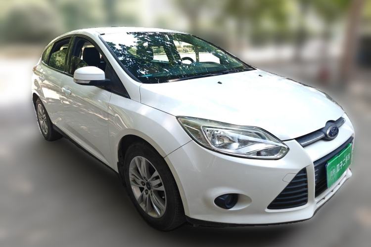 Used Ford Focus 2012 Hatchback 1.6L Manual Comfort Model Front Right 45 Deg