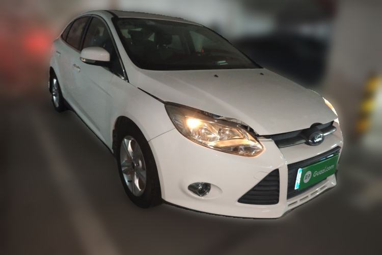 Used Ford Focus 2012 Sedan 1.6L Automatic Fashion Edition Front Right 45 Deg