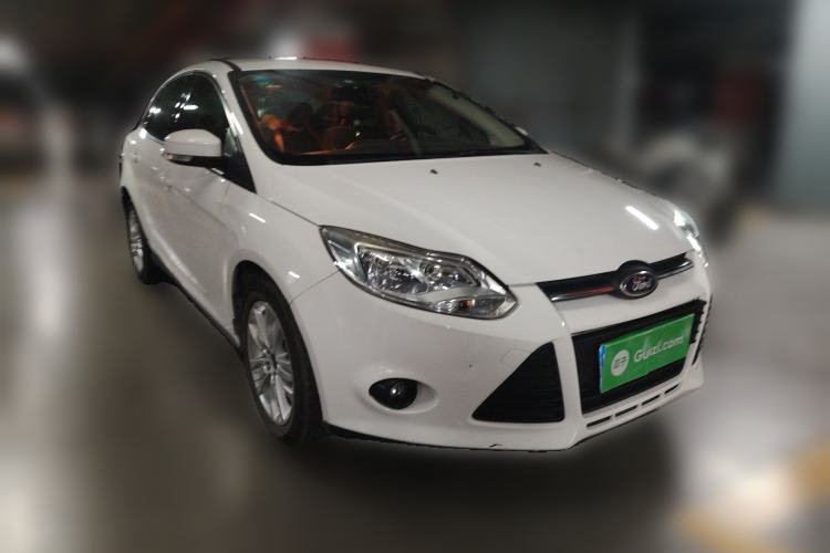 Used Ford Focus 2012 Sedan 1.6L Automatic Comfort Model Front Right 45 Deg