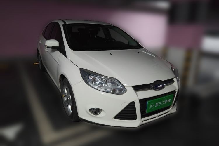 Used Ford Focus 2012 Sedan 1.6L Automatic Fashion Edition Front Right 45 Deg
