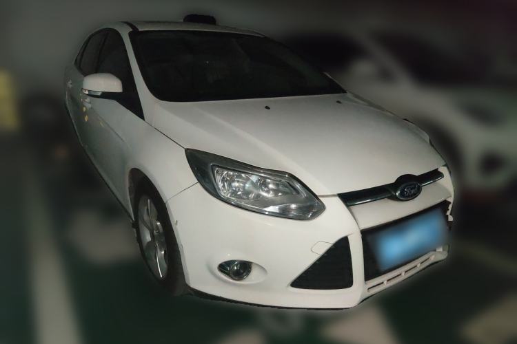 Used Ford Focus 2012 Sedan 1.6L Automatic Fashion Edition Front Right 45 Deg