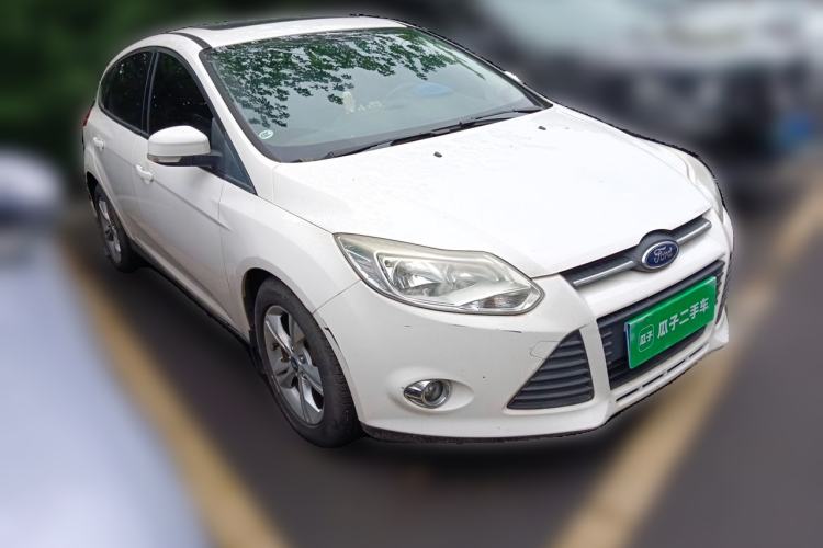 Used Ford Focus 2012 Hatchback 1.6L Automatic Fashion Edition Front Right 45 Deg