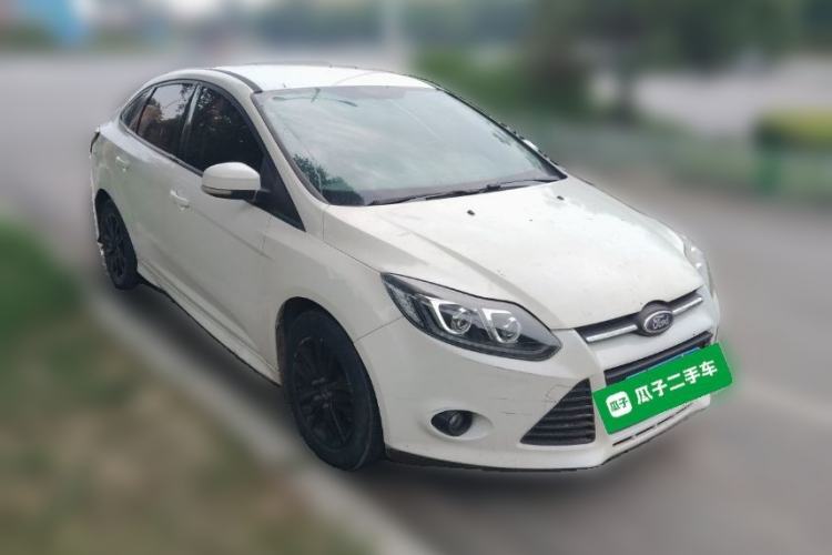 Used Ford Focus 2012 Hatchback 1.6L Automatic Comfort Model Front Right 45 Deg