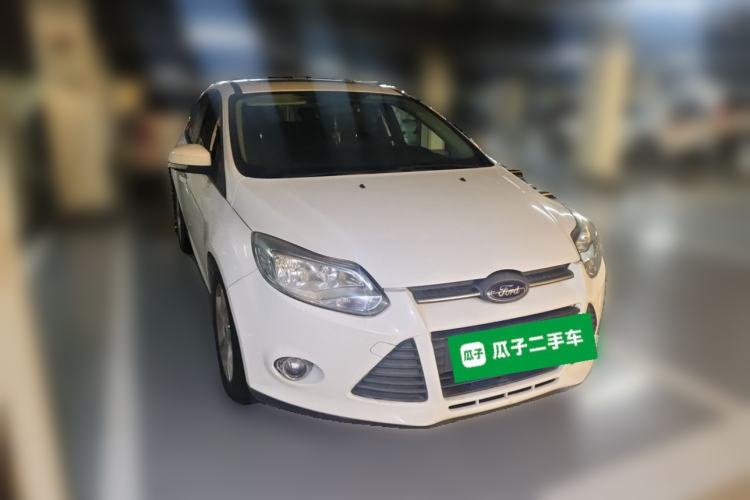 Used Ford Focus 2012 Sedan 1.6L Automatic Fashion Edition Front Right 45 Deg