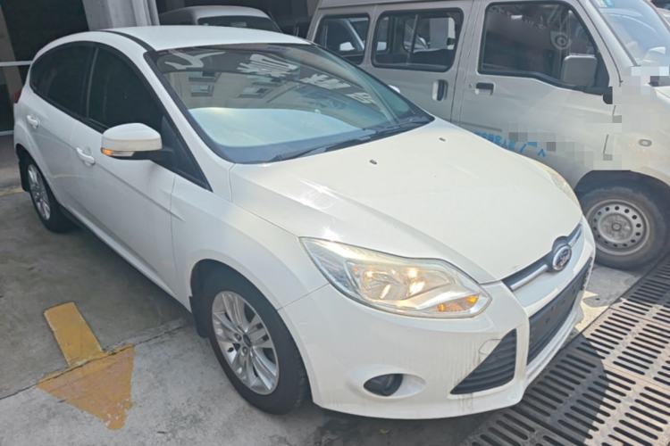 Used Ford Focus 2012 Hatchback 1.6L Automatic Comfort Model Front Right 45 Deg