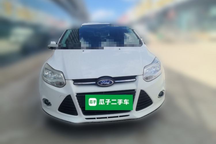 Used Ford Focus 2012 Hatchback 1.6L Manual Fashion Edition Front
