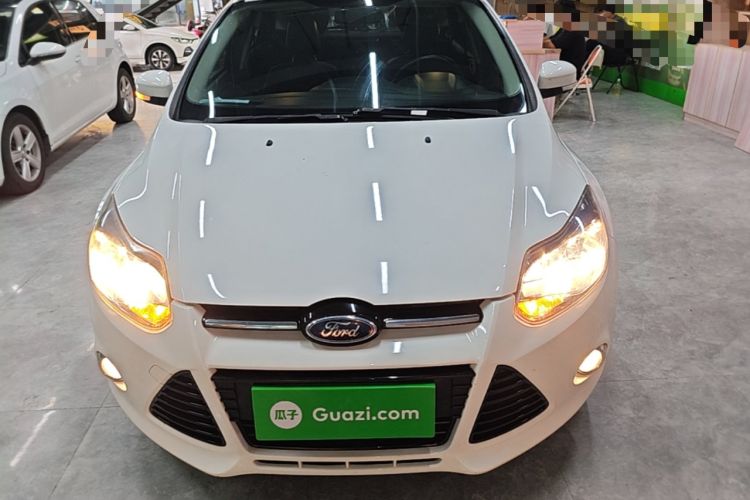 Used Ford Focus 2012 Hatchback 2.0L Automatic Luxury Sport Model Front