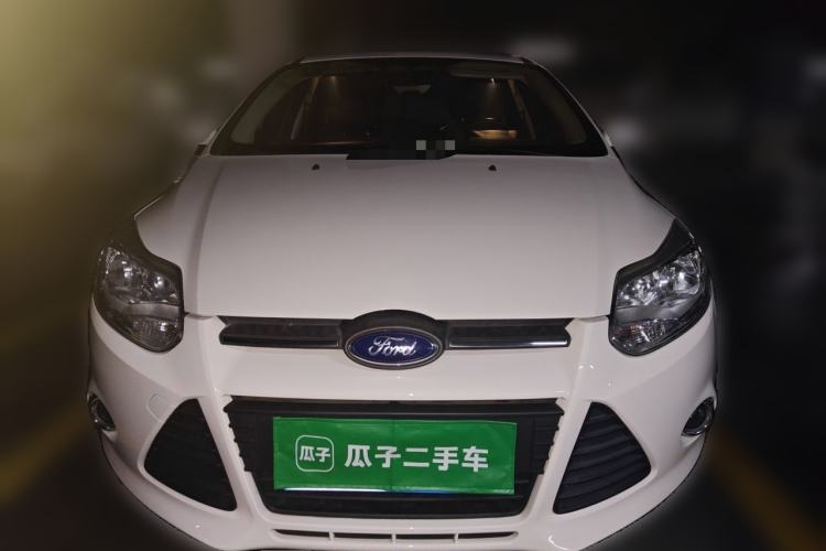 Used Ford Focus 2012 Hatchback 1.6L Automatic Fashion Edition Front